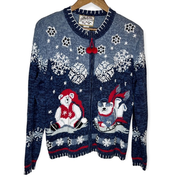 Heirloom Collectibles Sweaters - VTG Heirloom Collectibles Ugly Cute Christmas Sweater Polar Bears Skiing Small
